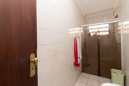 Casa para alugar com 244m², 4 quartos e 5 vagasBanheiro Social