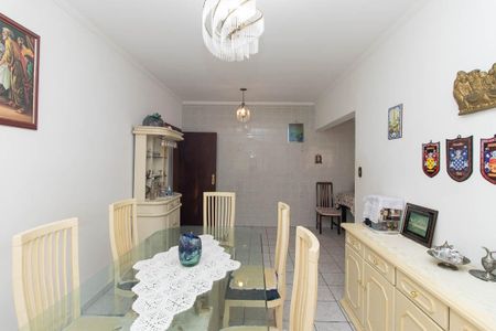 Casa para alugar com 244m², 4 quartos e 5 vagasCopa