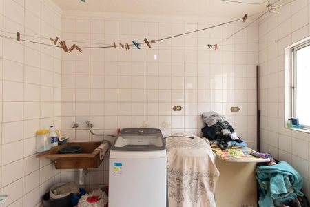 Casa para alugar com 244m², 4 quartos e 5 vagasÁrea de Serviço