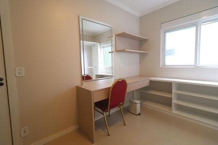 Apartamento para alugar com 66m², 2 quartos e 1 vagaQuarto 01