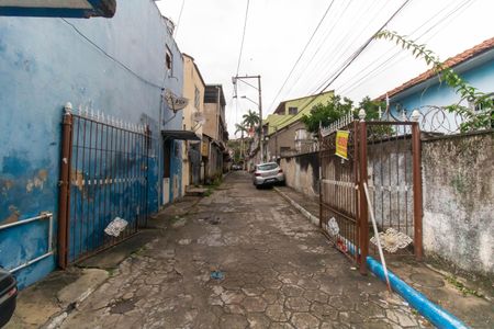 Casa à venda com 104m², 2 quartos e 1 vaga Casa à venda com 104m², 2 quartos e 1 vagaFachada