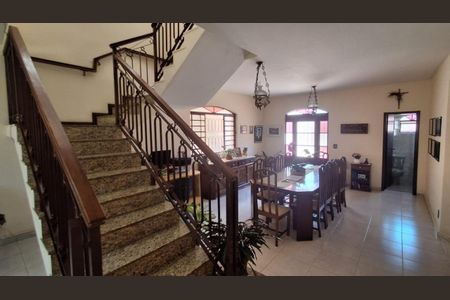 Casa à venda com 305m², 7 quartos e 4 vagasFoto 15