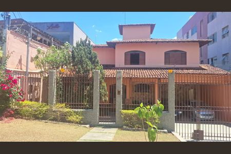 Casa à venda com 305m², 7 quartos e 4 vagasFoto 25