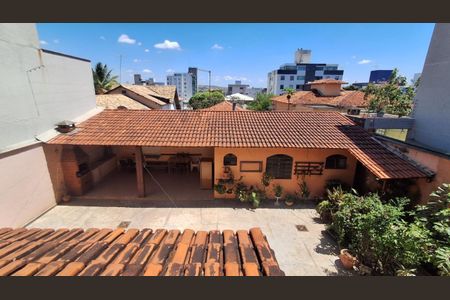 Casa à venda com 305m², 7 quartos e 4 vagasFoto 33