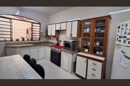 Casa à venda com 305m², 7 quartos e 4 vagasFoto 23