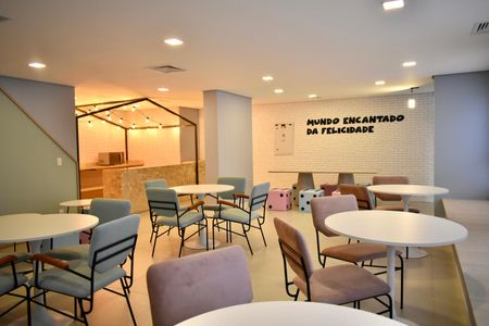 Apartamento à venda com 39m², 2 quartos e sem vagaÁrea comum