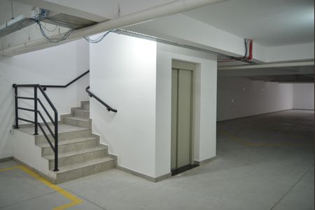 Apartamento à venda com 110m², 2 quartos e 1 vagaÁrea comum - Elevador