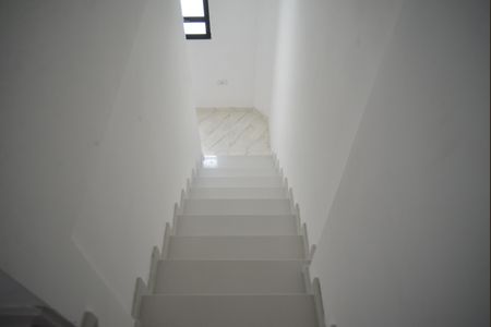 Apartamento à venda com 110m², 2 quartos e 1 vagaEscada