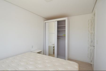 Quarto de apartamento à venda com 1 quarto, 39m² em Bom Jesus, Porto Alegre