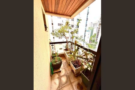 Apartamento à venda com 170m², 4 quartos e 3 vagas Apartamento à venda com 170m², 4 quartos e 3 vagasFoto 09