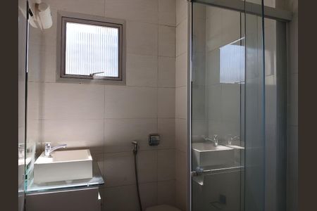 Banheiro Social de apartamento para alugar com 2 quartos, 70m² em Vila Olímpia, São Paulo