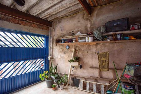Garagem de casa à venda com 4 quartos, 125m² em Taboão, Diadema