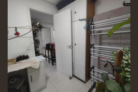 Apartamento à venda com 34m², 2 quartos e sem vaga Apartamento à venda com 34m², 2 quartos e sem vagaEscritório