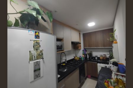 Cozinha de apartamento à venda com 2 quartos, 34m² em Vila Palmeiras, São Paulo