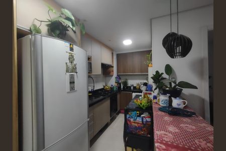 Cozinha de apartamento à venda com 2 quartos, 34m² em Vila Palmeiras, São Paulo