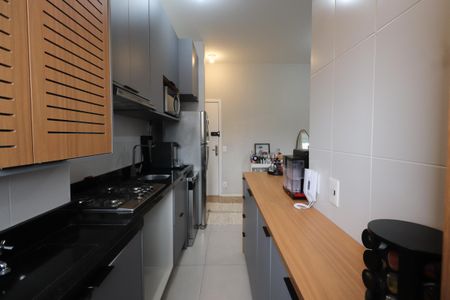 Apartamento à venda com 60m², 2 quartos e 1 vagaCozinha e Área de Serviço
