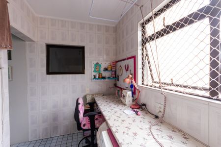 Apartamento à venda com 111m², 3 quartos e 2 vagas Apartamento à venda com 111m², 3 quartos e 2 vagasÁrea de Serviço