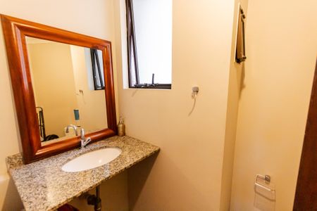 Apartamento à venda com 111m², 3 quartos e 2 vagas Apartamento à venda com 111m², 3 quartos e 2 vagasLavabo