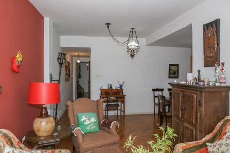 Apartamento à venda com 110m², 3 quartos e 1 vaga Apartamento à venda com 110m², 3 quartos e 1 vagaSala