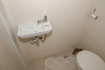 Apartamento à venda com 110m², 3 quartos e 1 vaga Apartamento à venda com 110m², 3 quartos e 1 vagaBanheiro de serviço