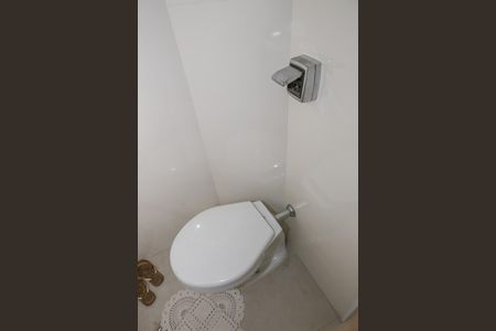 Apartamento à venda com 110m², 3 quartos e 1 vaga Apartamento à venda com 110m², 3 quartos e 1 vagaBanheiro de serviço