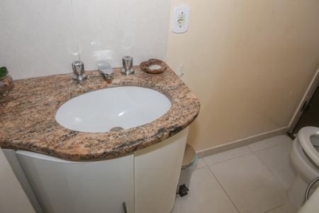 Apartamento à venda com 110m², 3 quartos e 1 vaga Apartamento à venda com 110m², 3 quartos e 1 vagaBanheiro da Suíte