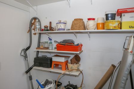 Apartamento à venda com 110m², 3 quartos e 1 vaga Apartamento à venda com 110m², 3 quartos e 1 vagaCozinha e Área de Serviço