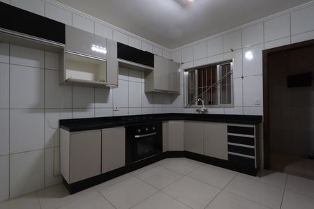 Casa à venda com 68m², 2 quartos e 1 vagaCozinha