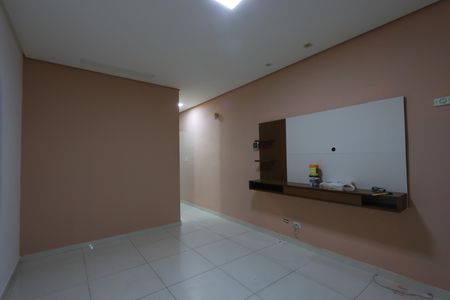 Sala de casa à venda com 2 quartos, 68m² em Jardim Colorado, São Paulo