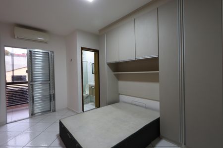 Casa à venda com 68m², 2 quartos e 1 vagaSuíte 1