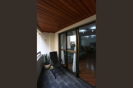 Apartamento à venda com 112m², 3 quartos e 2 vagas Apartamento à venda com 112m², 3 quartos e 2 vagasVaranda da Sala