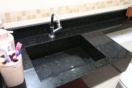 Apartamento à venda com 112m², 3 quartos e 2 vagas Apartamento à venda com 112m², 3 quartos e 2 vagasBanheiro Social