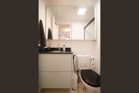 Studio para alugar com 25m², 1 quarto e sem vaga Studio para alugar com 25m², 1 quarto e sem vagaBanheiro