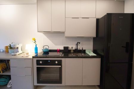 Studio para alugar com 25m², 1 quarto e sem vaga Studio para alugar com 25m², 1 quarto e sem vagaCozinha