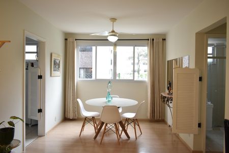 Apartamento à venda com 97m², 2 quartos e 1 vagaSala