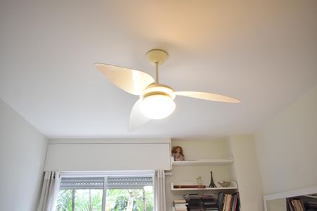 Apartamento à venda com 97m², 2 quartos e 1 vagaQuarto 2