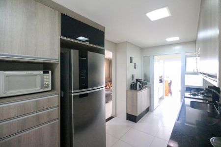 Apartamento à venda com 106m², 3 quartos e 3 vagasCozinha