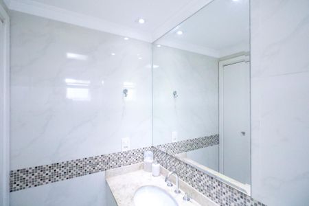 Apartamento à venda com 106m², 3 quartos e 3 vagasBanheiro da Suíte