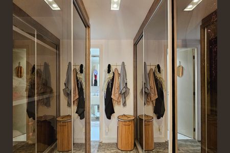 Apartamento à venda com 93m², 2 quartos e 2 vagasSuíte