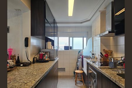 Apartamento à venda com 93m², 2 quartos e 2 vagasCozinha