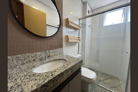 Banheiro Social de apartamento para alugar com 2 quartos, 120m² em Santa Cruz, Belo Horizonte