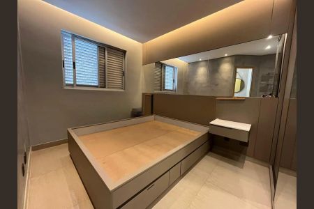 Quarto de apartamento para alugar com 2 quartos, 120m² em Santa Cruz, Belo Horizonte