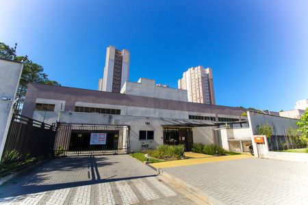 Fachada do Prédio de apartamento à venda com 2 quartos, 43m² em Vila Carmosina, São Paulo