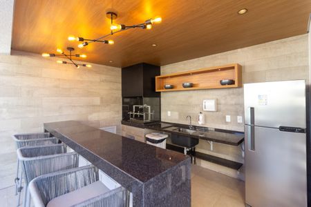 Apartamento para alugar com 40m², 2 quartos e sem vagaÁrea comum - Churrasqueira