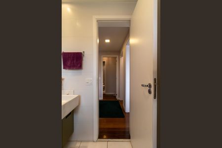 Apartamento à venda com 128m², 3 quartos e 3 vagasBanheiro Social