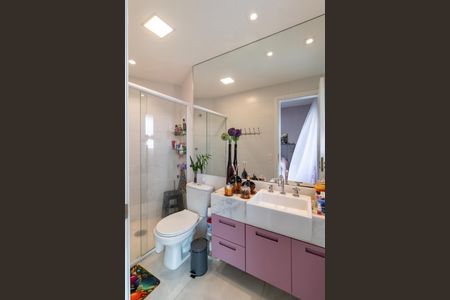 Apartamento à venda com 128m², 3 quartos e 3 vagasBanheiro da Suíte