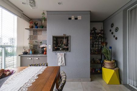 Apartamento à venda com 128m², 3 quartos e 3 vagasVaranda