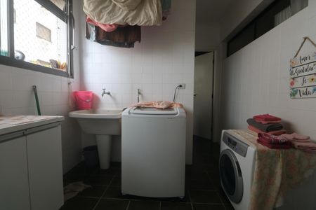 Apartamento para alugar com 180m², 4 quartos e 2 vagasÁrea de Serviço