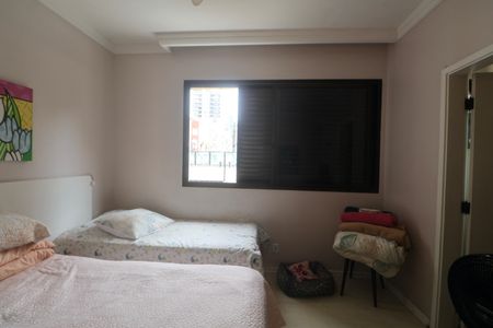 Apartamento para alugar com 180m², 4 quartos e 2 vagasQuarto Suíte
