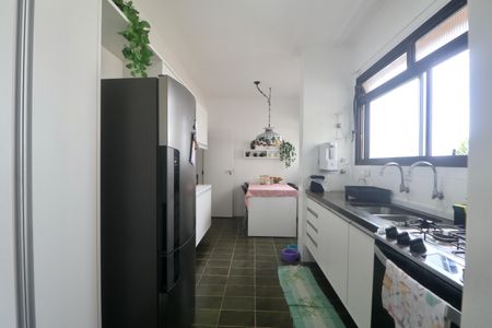 Apartamento para alugar com 180m², 4 quartos e 2 vagasCozinha